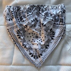 Little bandana top